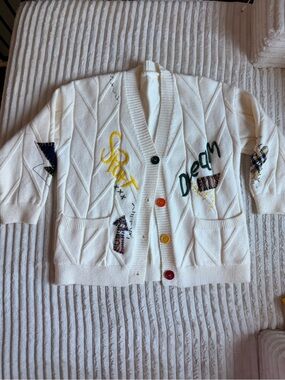 Commense White Knit Cardigan with Multicolor Embroidery and Buttons